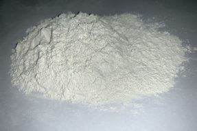 Zircon powder